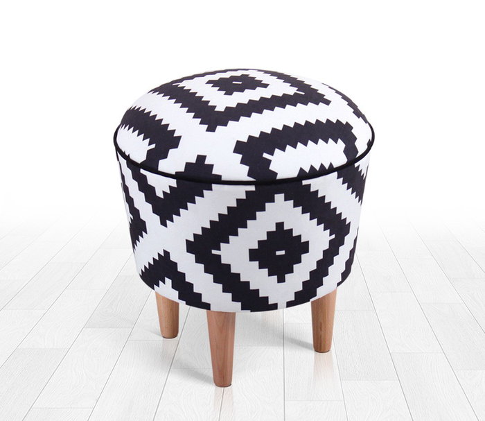 Atelier Del Sofa Puf Bohemio Blanco y Negro